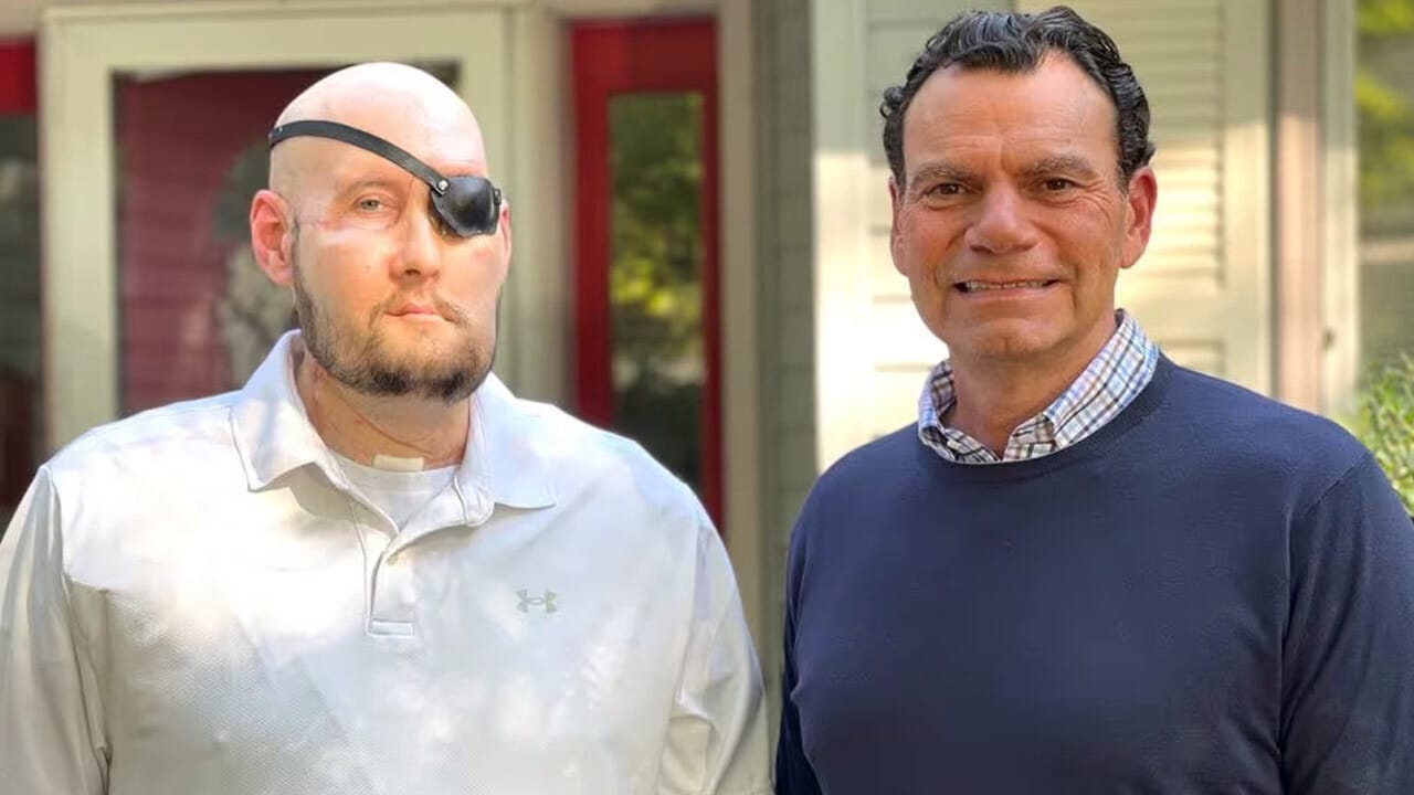 New York'ta Dünyanın İlk Tam Göz Nakli